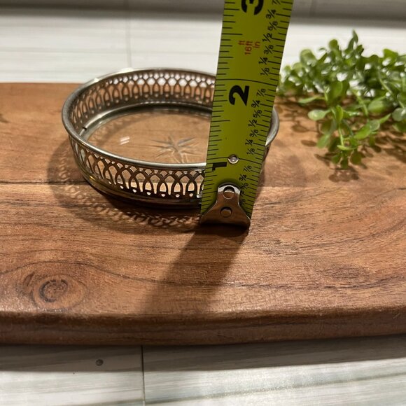 Vintage Manning Bowman & Co. Set of 4 Silver Plated Reticulated Crystal Coasters - Picture 6 of 6